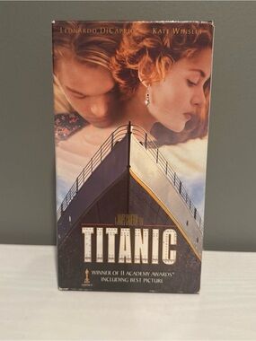 Titanic Movie VHS Cover - Titanic Artwork